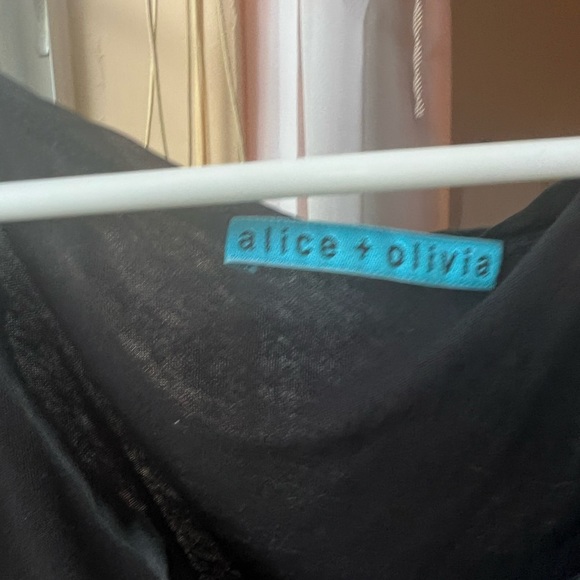 Alice & Olivia Black Short Sleeve Scoop Neck Tee With Tulle Bottom Ruffle - Picture 7 of 7